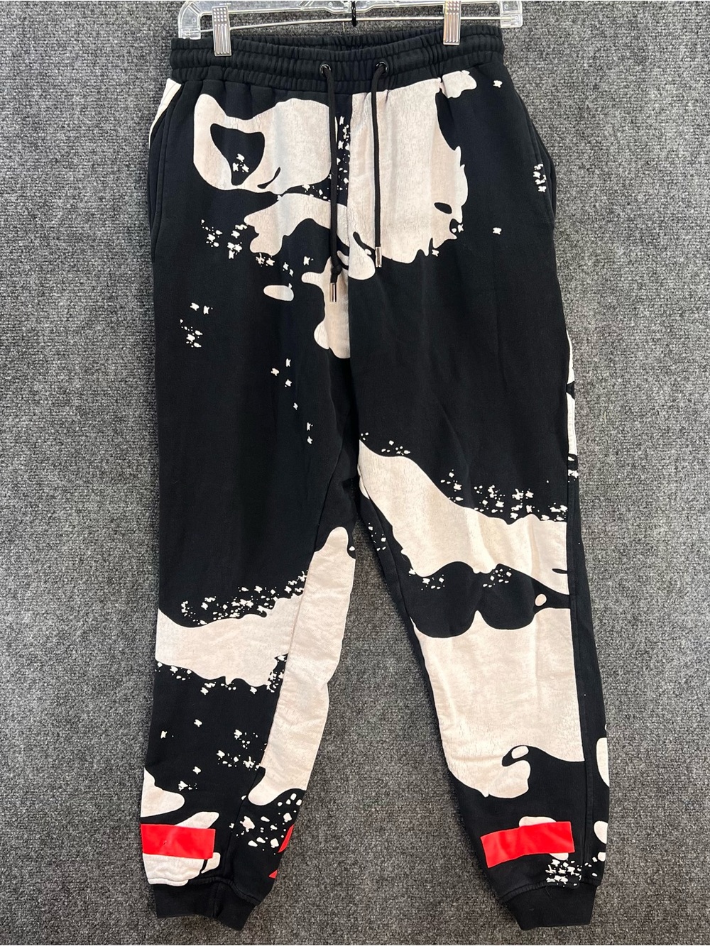 Off-White Liquid Spots Joggers Mens L Black White Red Abstract Streetwear RARE